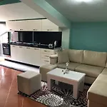 Modern By Ceni, *