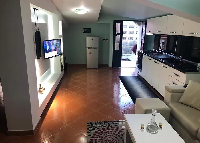 Modern By Ceni, Apartment